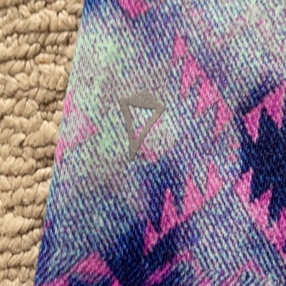 Ivivva pants - Picture 3 of 3